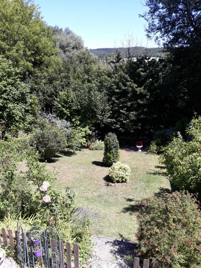 L'Escale Arquaise, La Maison Au Jardin Fleuri A 5 Min De Dieppe Arques-la-Bataille Екстер'єр фото